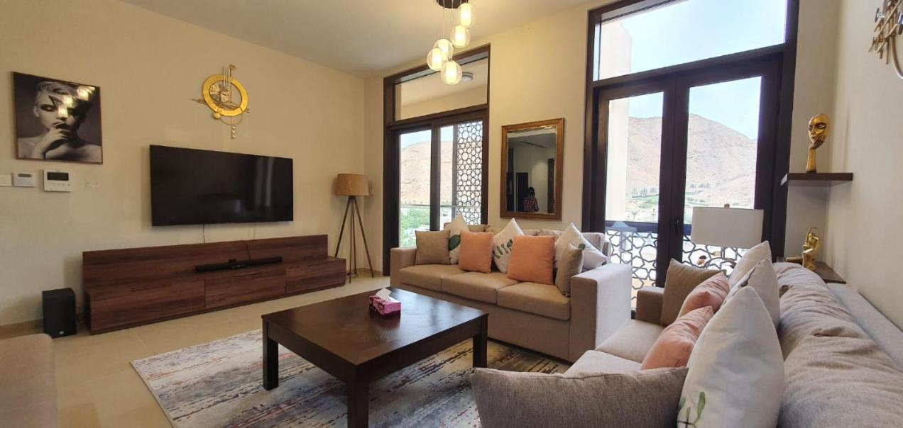 One Elegant 1Bhk Apartment In Muscat Bay 02 Экстерьер фото